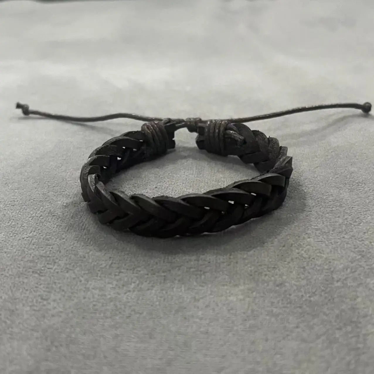 Bracelet en cuir tressé