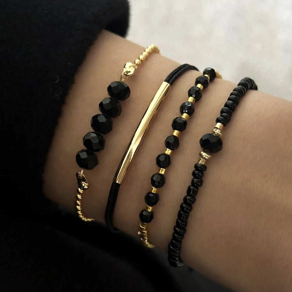Bracelets en pierre de verre noir
